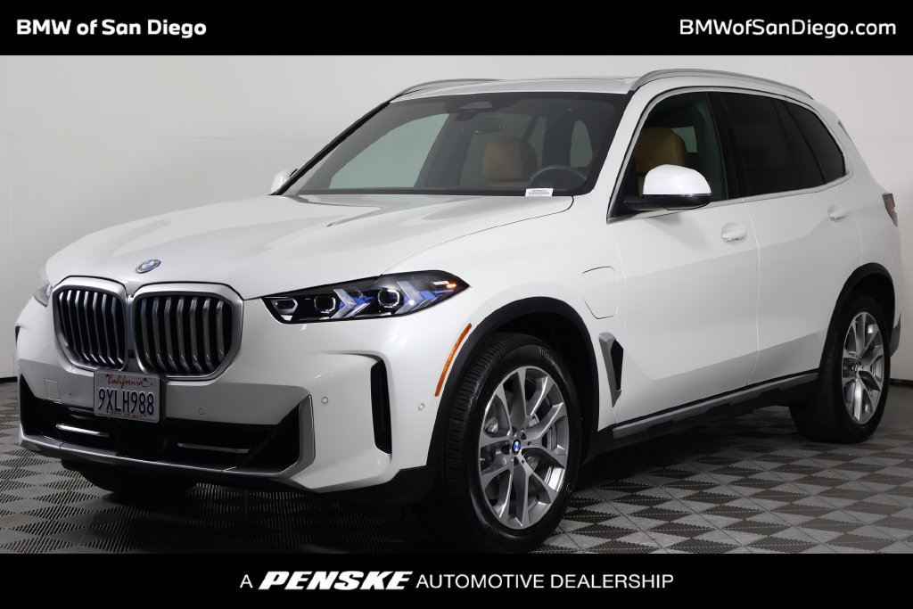 Certified 2026 BMW X5 xDrive50e w/ Executive Package AWD/4WD image 1