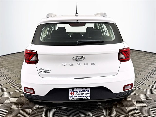 New 2025 Hyundai Venue SEL image 6