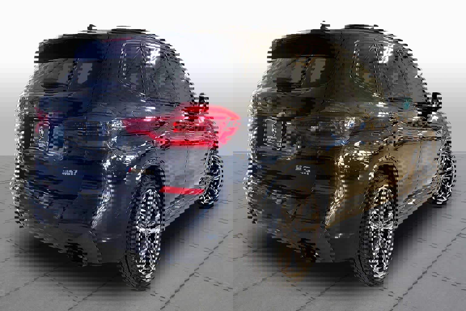 Used 2019 BMW X3 M40i w/ Premium Package image 12