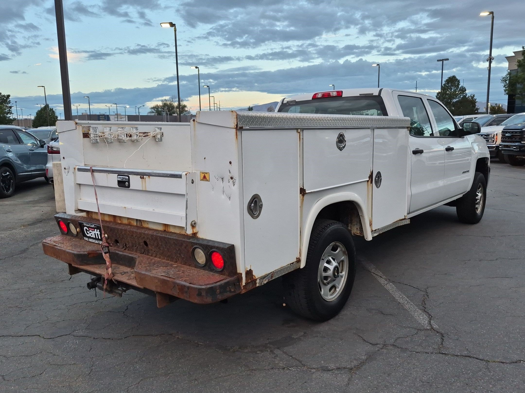 Used 2018 Chevrolet Silverado 2500 W/T w/ Snow Plow Prep Package AWD/4WD image 3