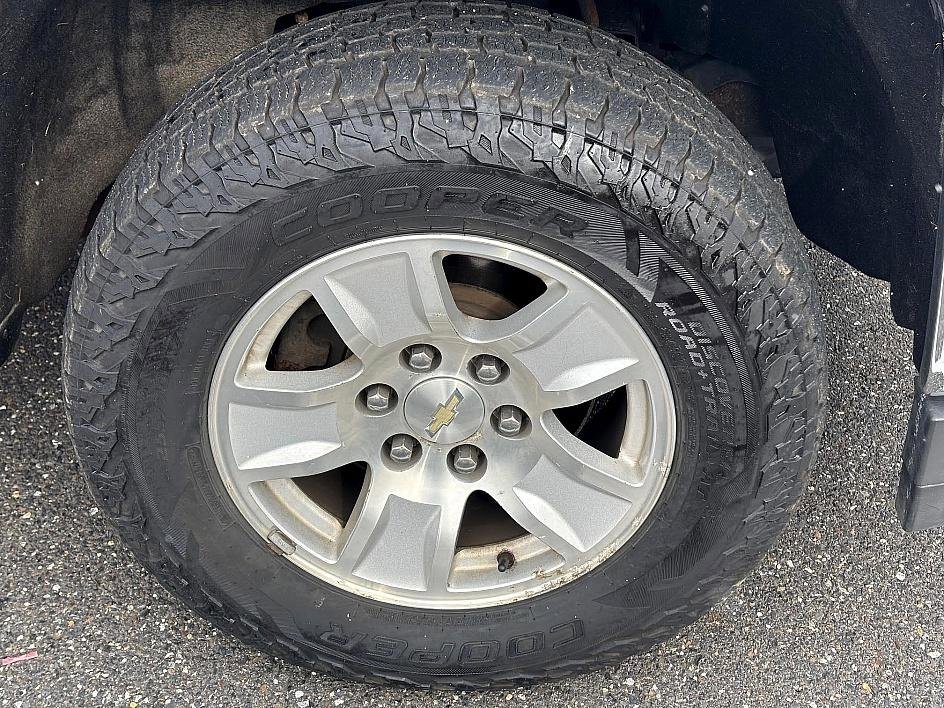 Used 2018 Chevrolet Silverado 1500 LT w/ All Star Edition image 12