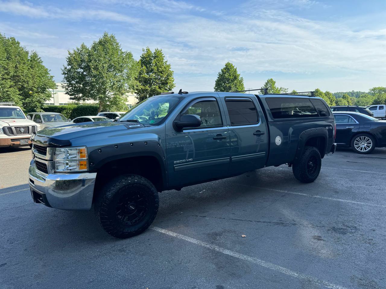 Used 2010 Chevrolet Silverado 2500 LT AWD/4WD image 23