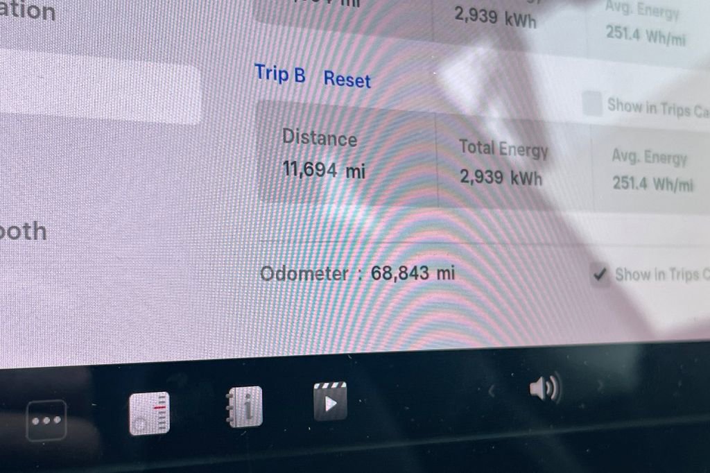 Used 2018 Tesla Model 3 Long Range RWD image 22