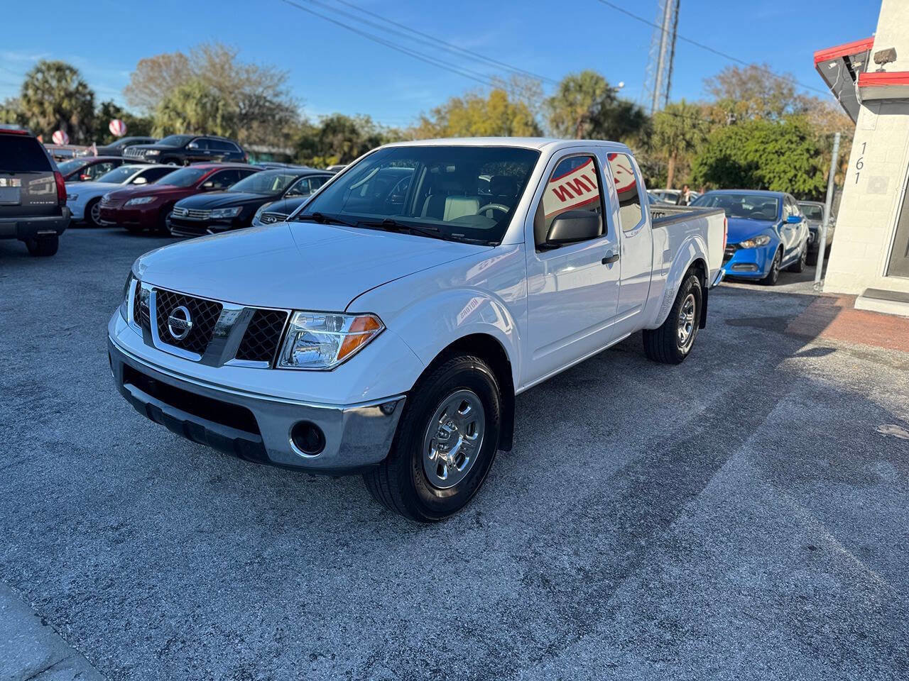 Used 2008 Nissan Frontier SE w/ Power Pkg image 4