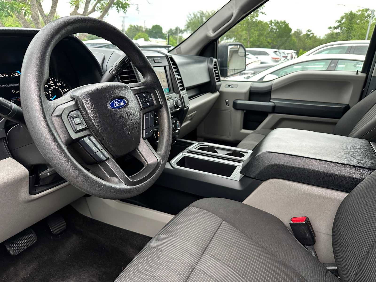 Used 2017 Ford F150 XL w/ Equipment Group 101A Mid image 7