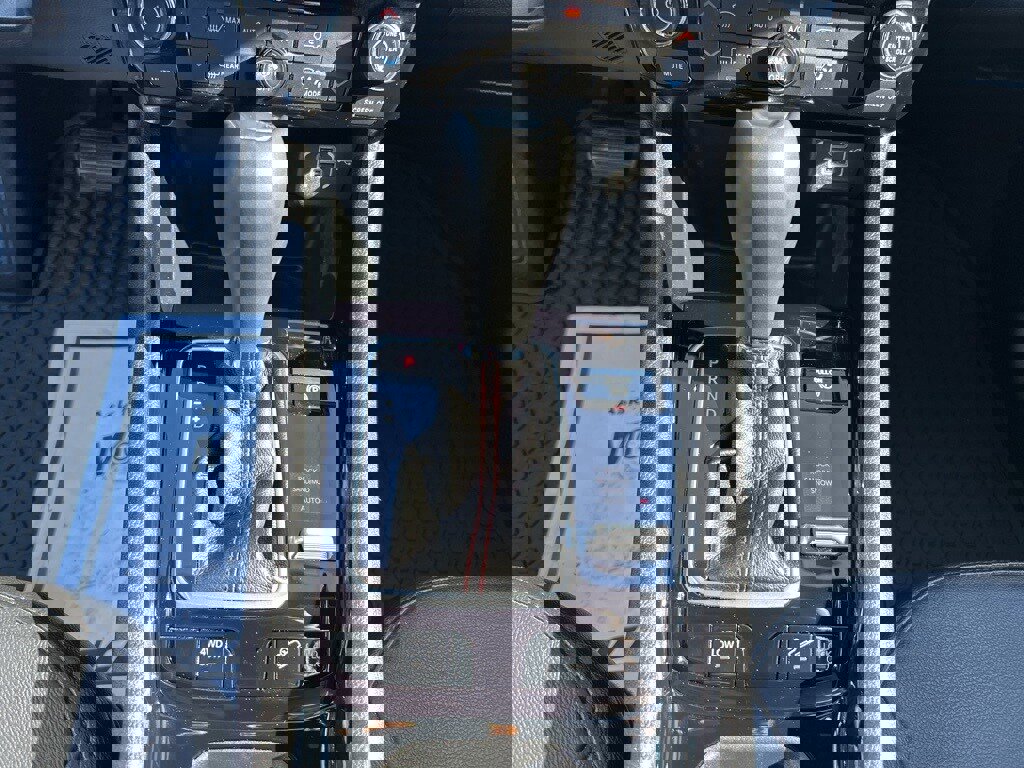 Used 2024 Jeep Compass Trailhawk w/ Trailhawk Convenience Group image 29