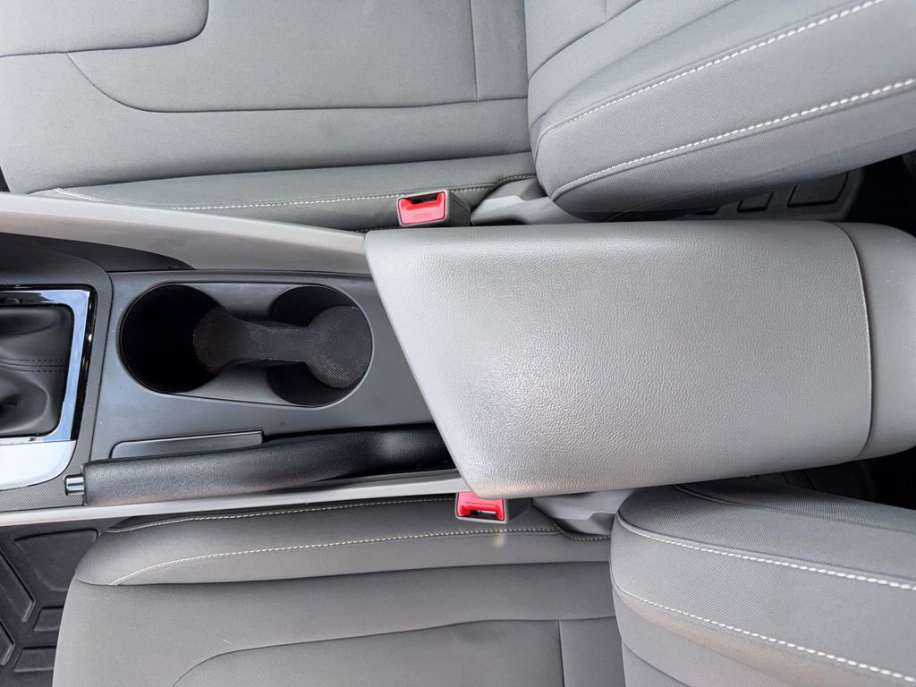 Used 2023 Hyundai Elantra SEL w/ Cargo Package image 26