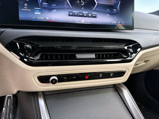 Used 2026 BMW i4 eDrive40 w/ M Sport Package RWD image 26