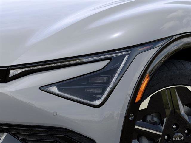 New 2025 Kia EV6 Wind image 11