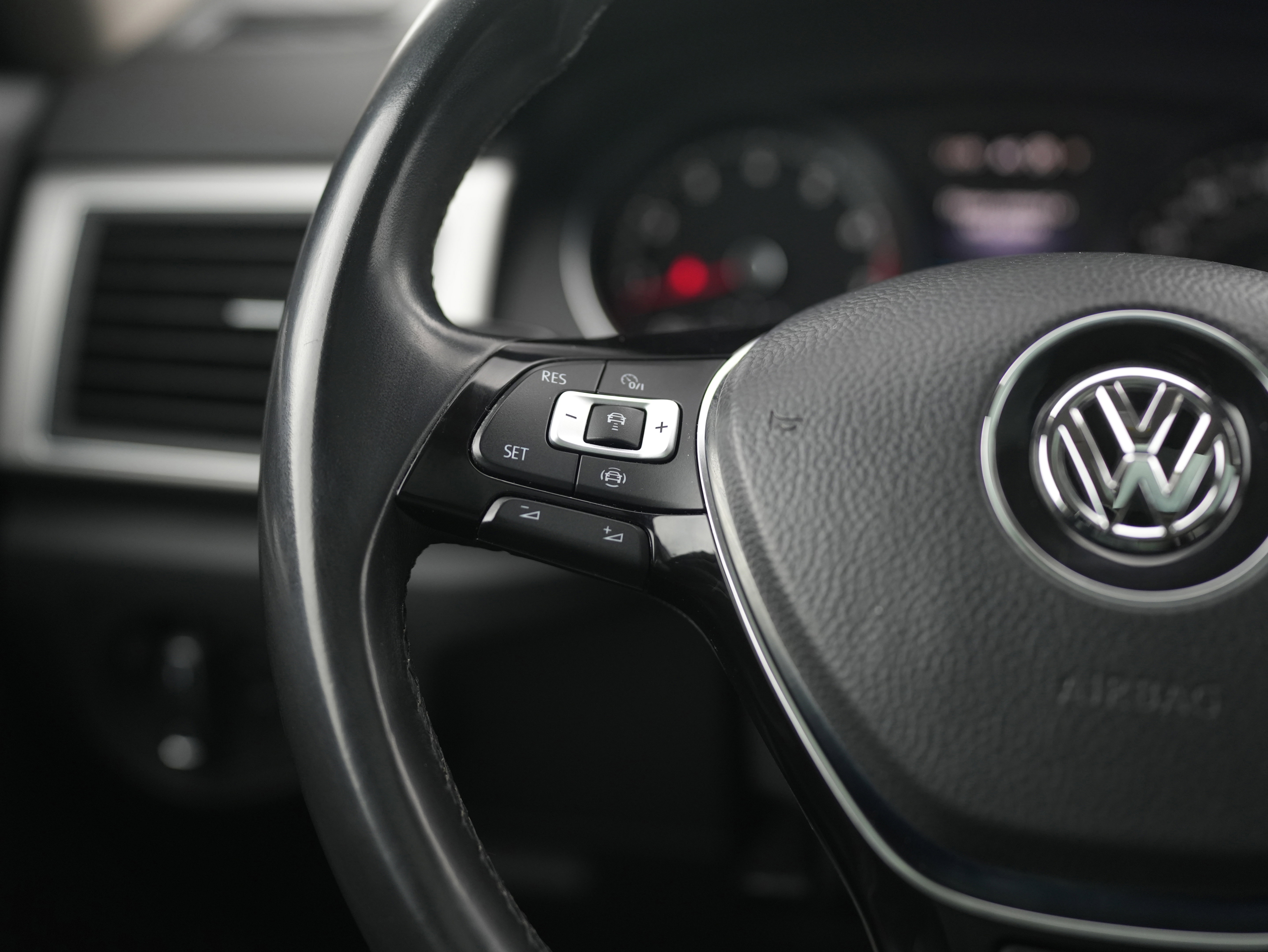 Used 2019 Volkswagen Atlas SE image 21