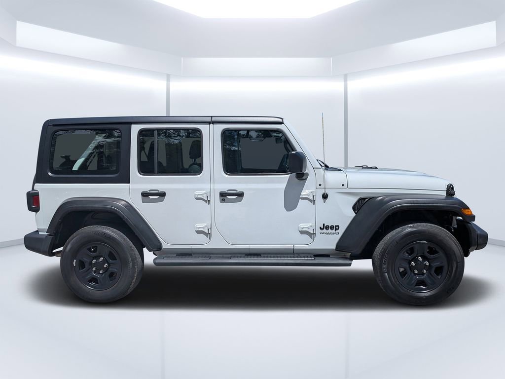 Used 2022 Jeep Wrangler Unlimited Sport image 2