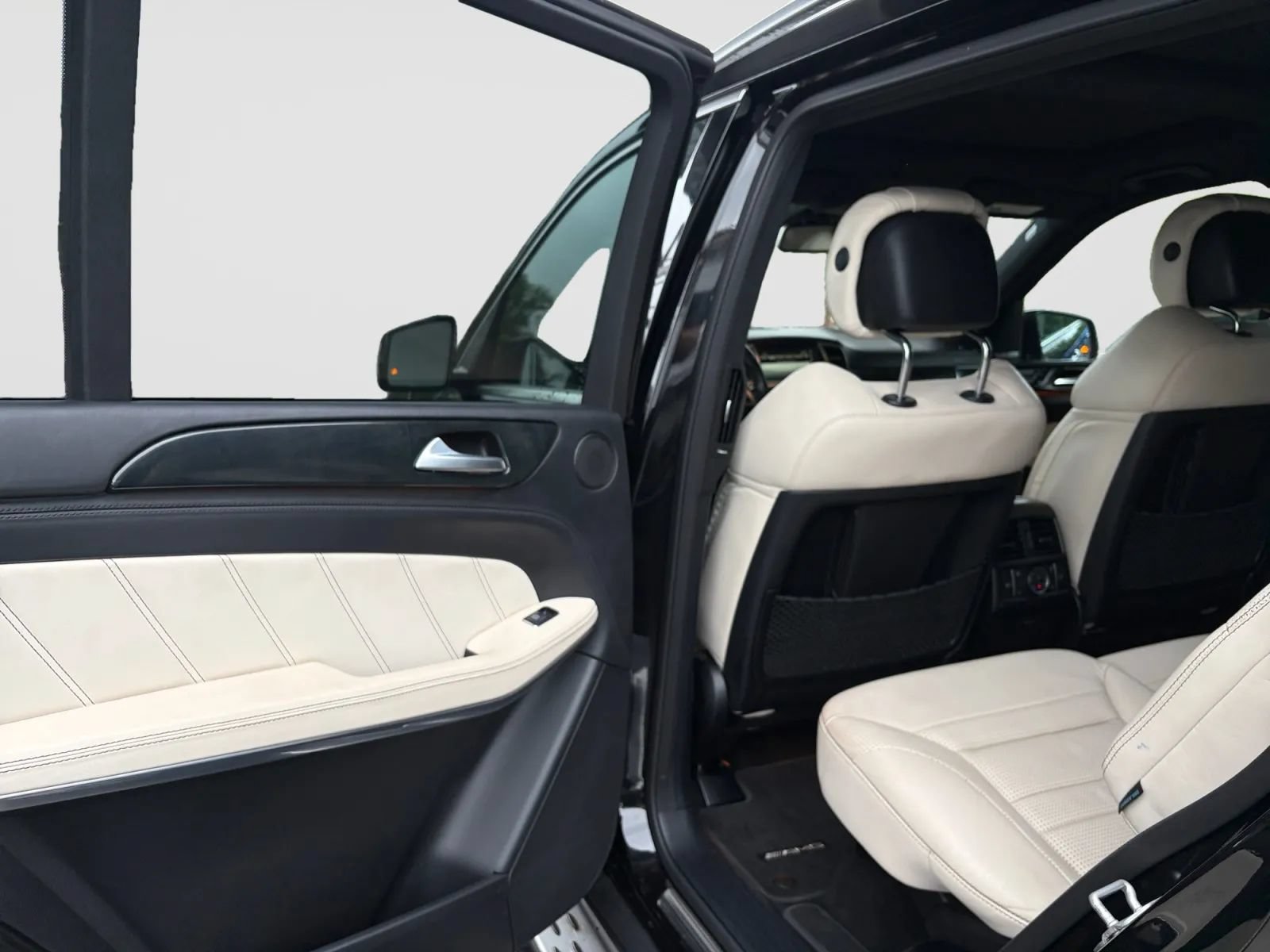 Used 2014 Mercedes-Benz GL 63 AMG 4MATIC image 12
