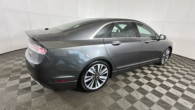 Used 2020 Lincoln MKZ Reserve w/ Elements Package FWD image 2