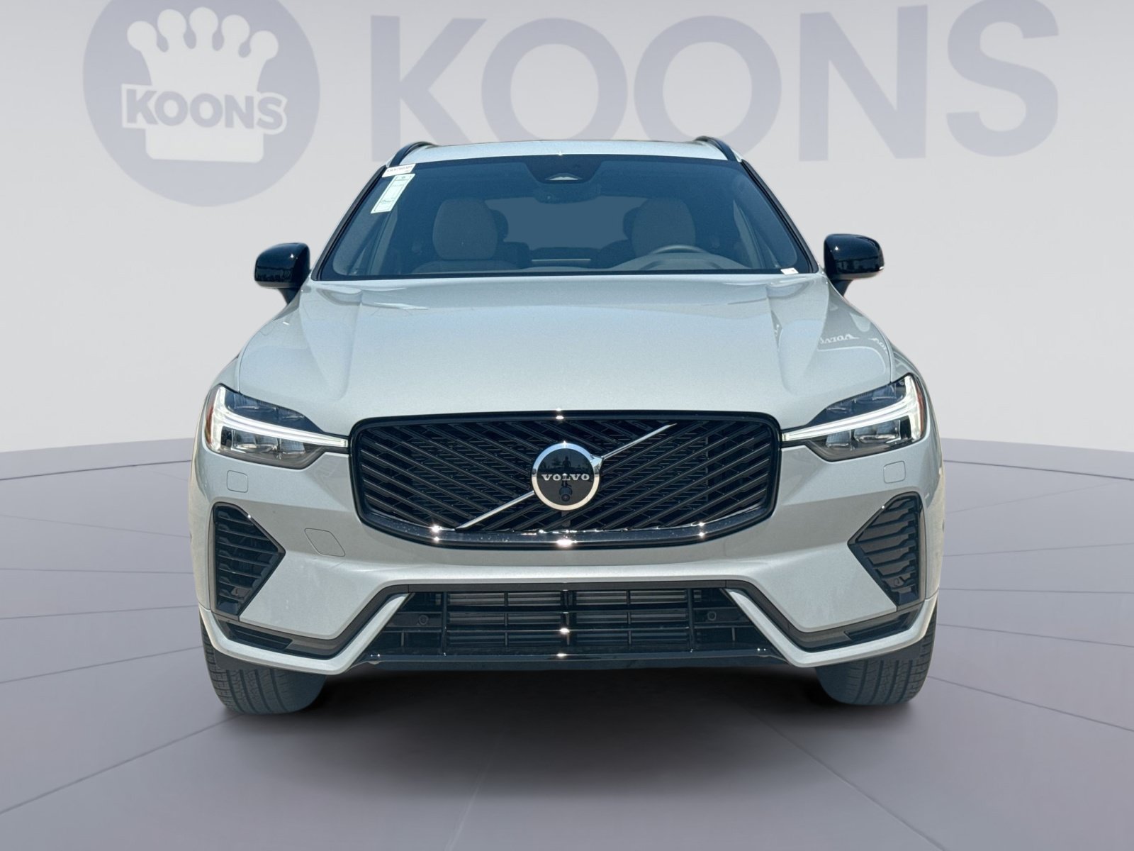 New 2026 Volvo XC60 T8 Plus w/ Protection Package Premier AWD/4WD image 11