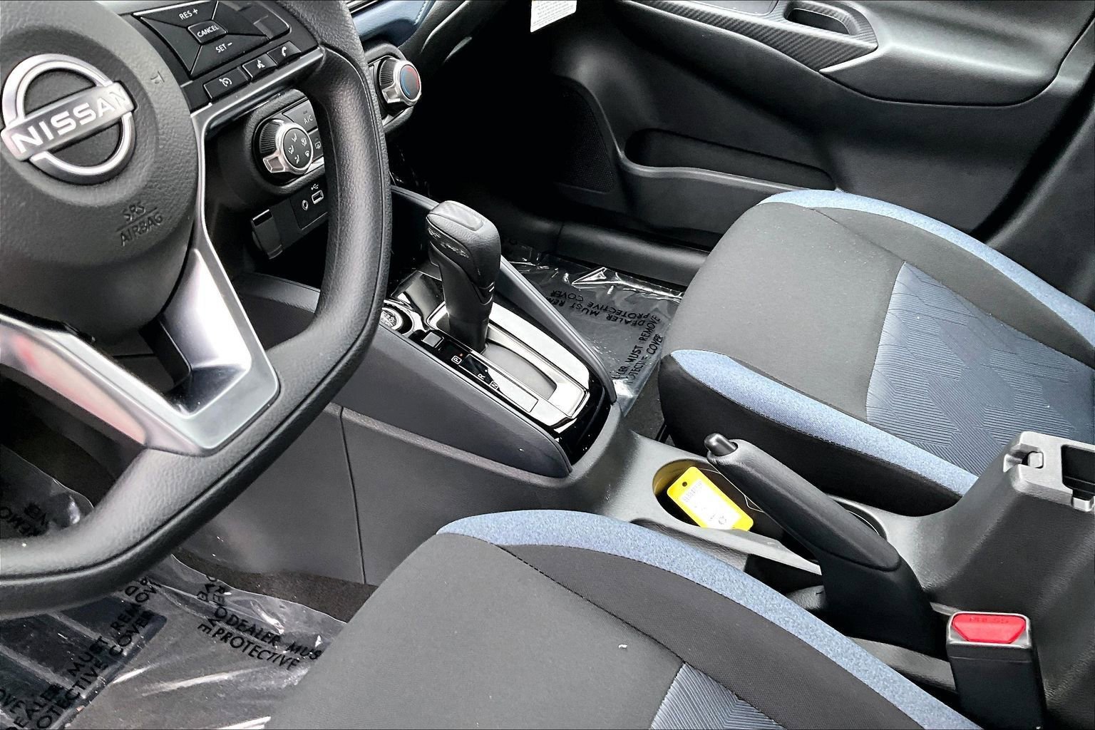 Used 2025 Nissan Versa SV w/ Trunk Package image 9