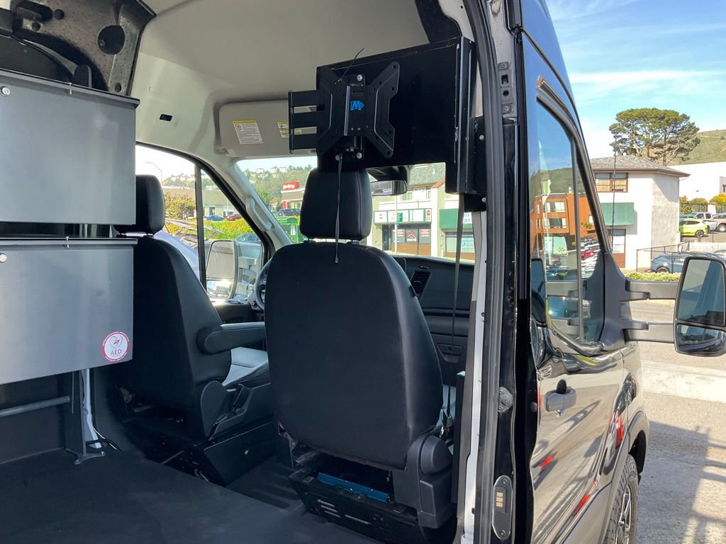 Used 2021 Ford Transit 250 148 High Roof Extended w/ Load Area Protection Package RWD image 33