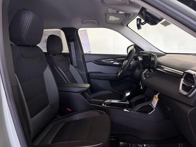 New 2026 Chevrolet TrailBlazer LT w/ Convenience Package FWD image 23