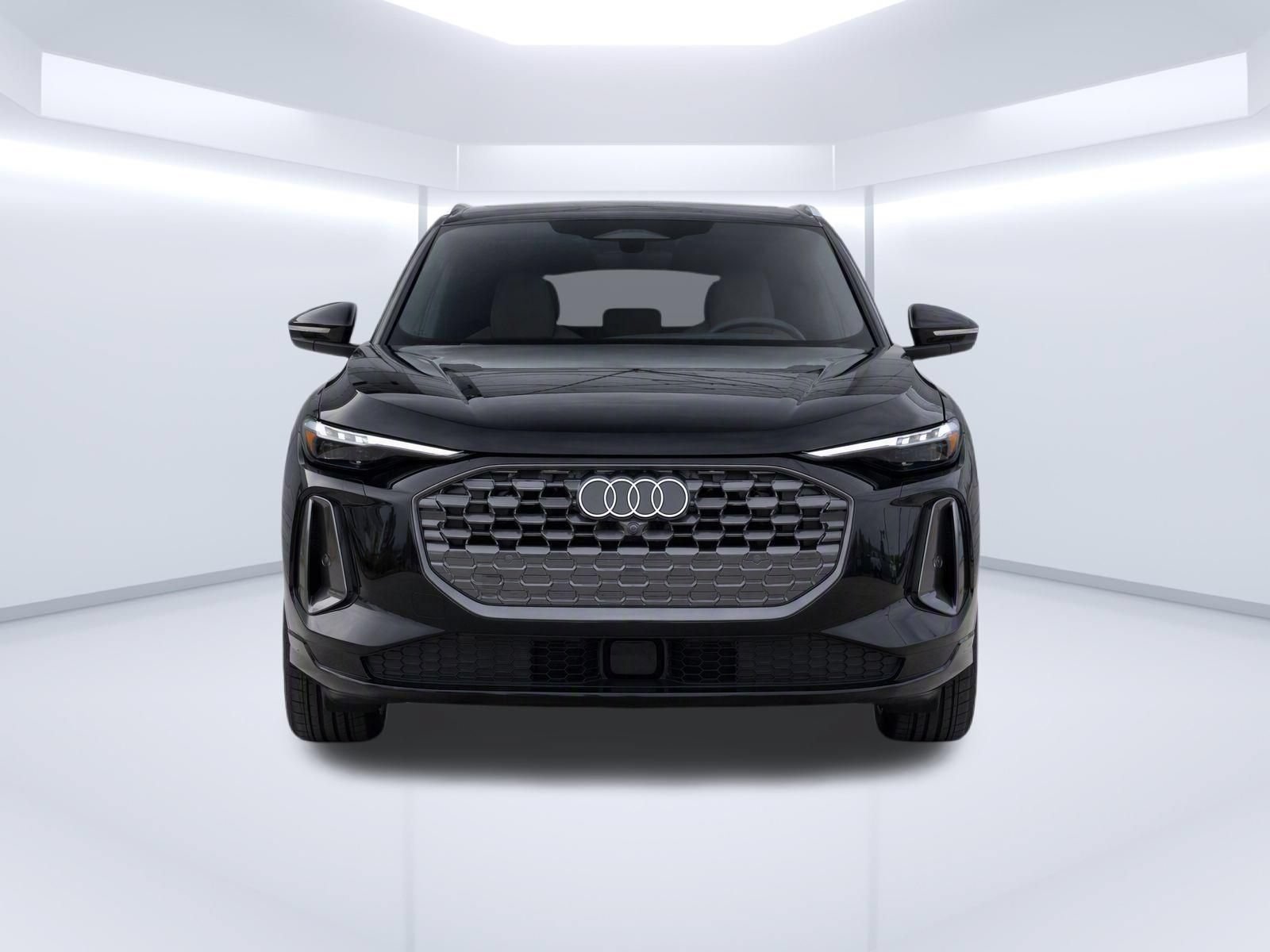 Certified 2025 Audi Q5 Premium Plus w/ Premium Plus AWD/4WD image 5