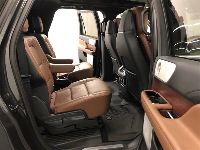 Used 2024 Lincoln Navigator L Reserve image 36