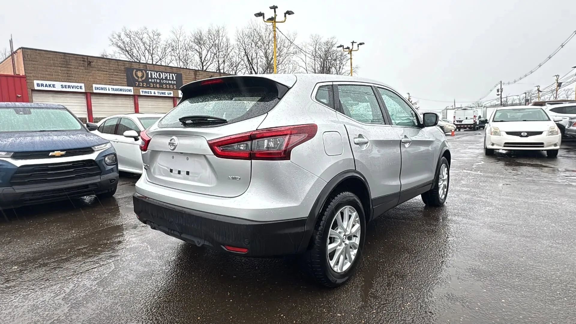 Used 2022 Nissan Rogue Sport S AWD/4WD image 5