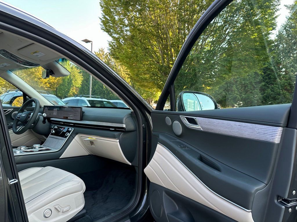 New 2026 Genesis GV80 2.5T Prestige image 11