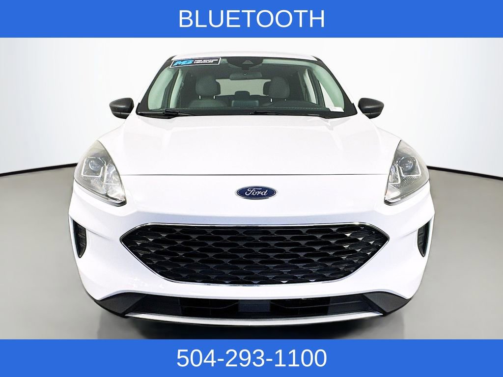 Used 2022 Ford Escape SE image 2