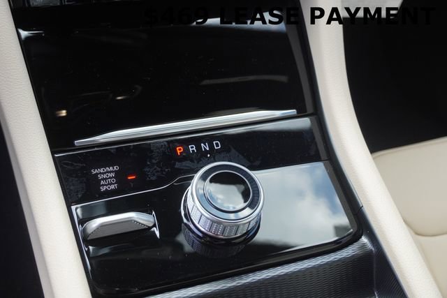 New 2025 Jeep Grand Cherokee Limited w/ Black Appearance Package image 24