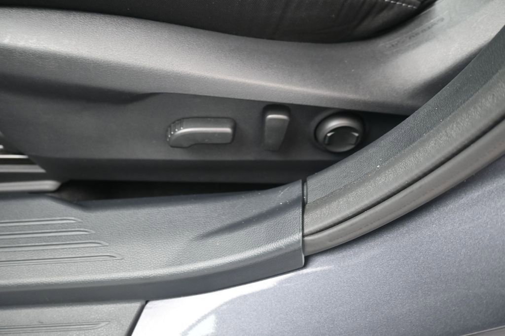 Used 2024 Subaru Legacy Premium AWD/4WD image 13