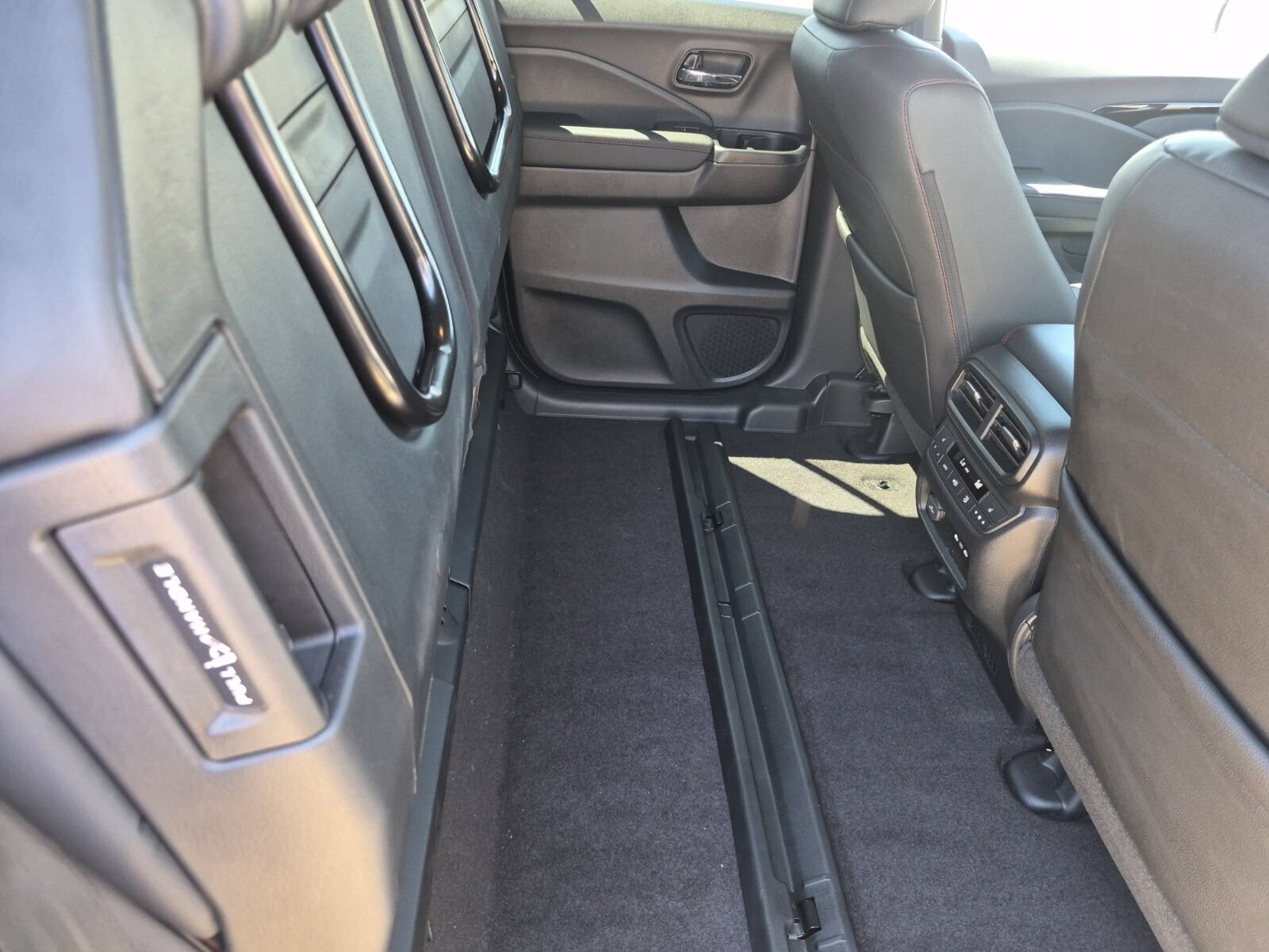 New 2026 Honda Ridgeline Black Edition image 14
