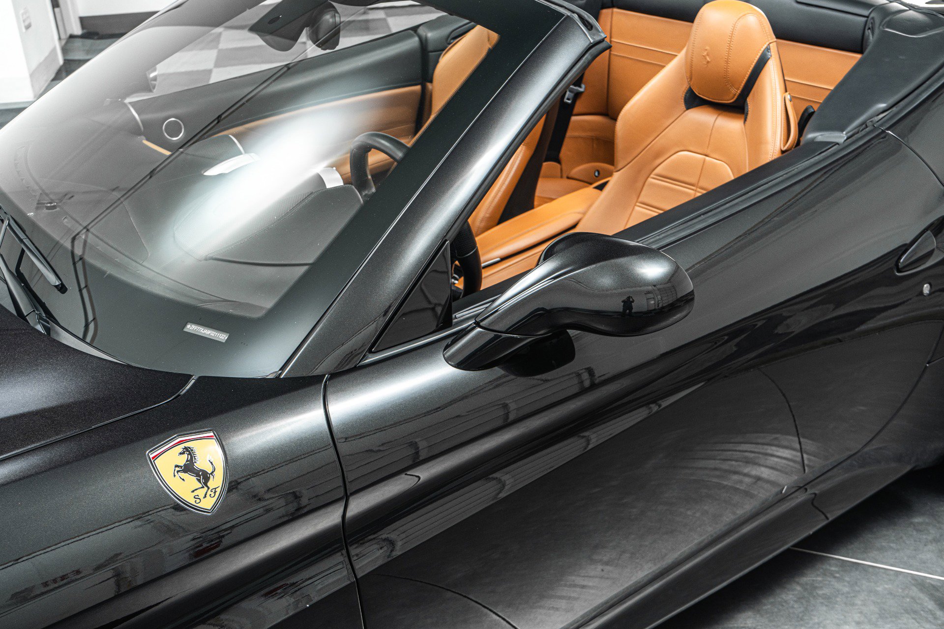 Used 2015 Ferrari California T RWD image 35