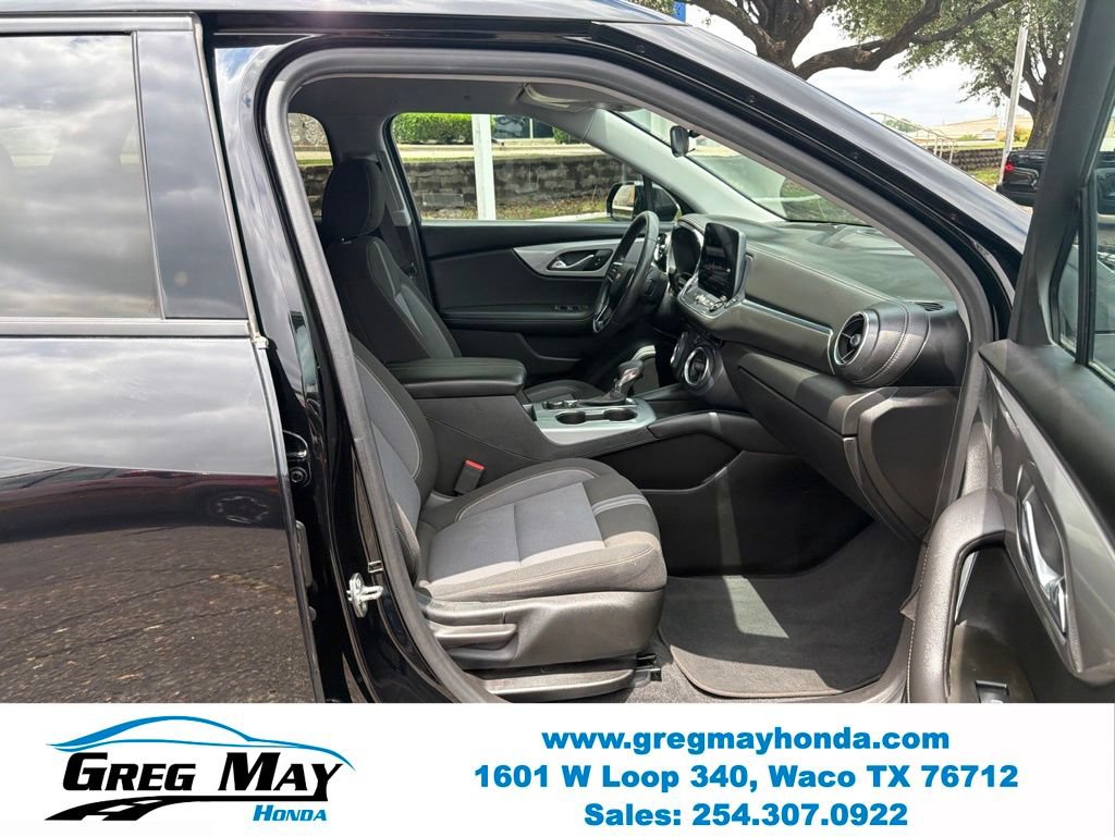 Used 2023 Chevrolet Blazer LT FWD image 30
