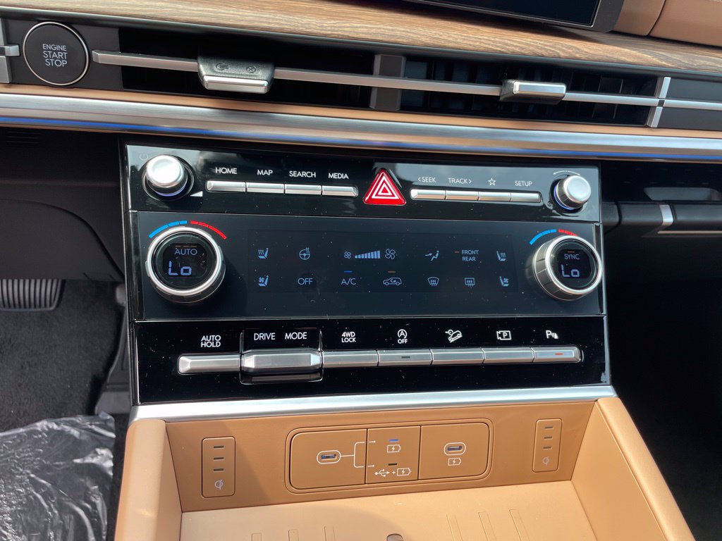 New 2027 Hyundai Santa Fe Calligraphy AWD/4WD image 18