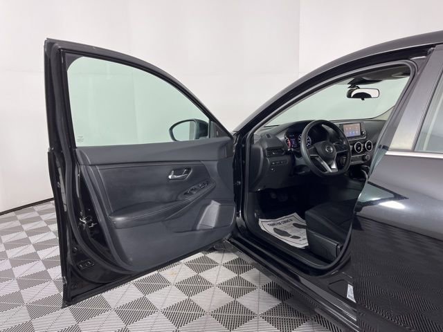 Used 2021 Nissan Sentra S image 16