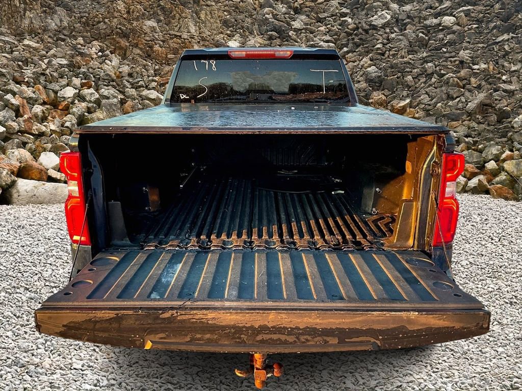 Used 2020 Chevrolet Silverado 1500 Custom w/ Custom Value Package image 15