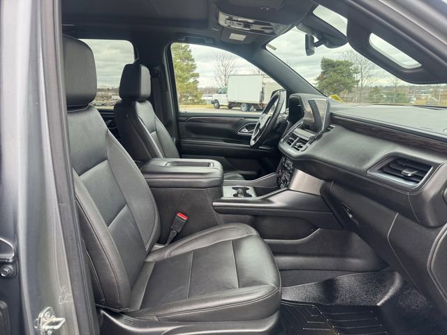 Certified 2022 Chevrolet Suburban LT w/ LT Signature Plus Package image 17