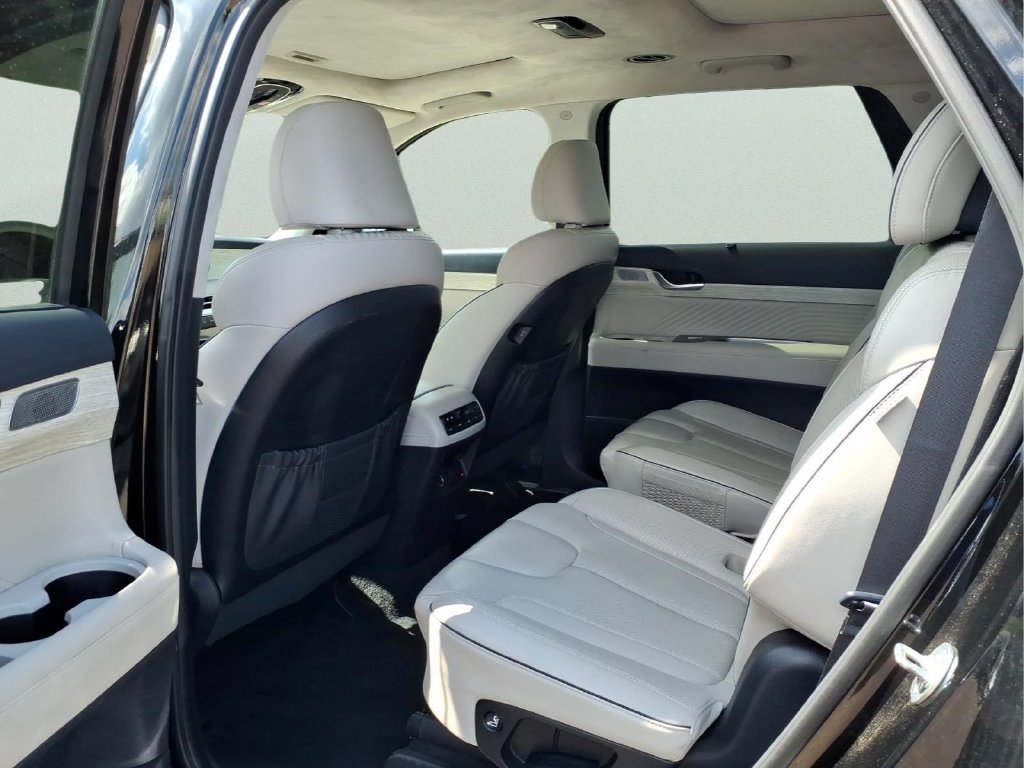 Used 2024 Hyundai Palisade Calligraphy FWD image 27
