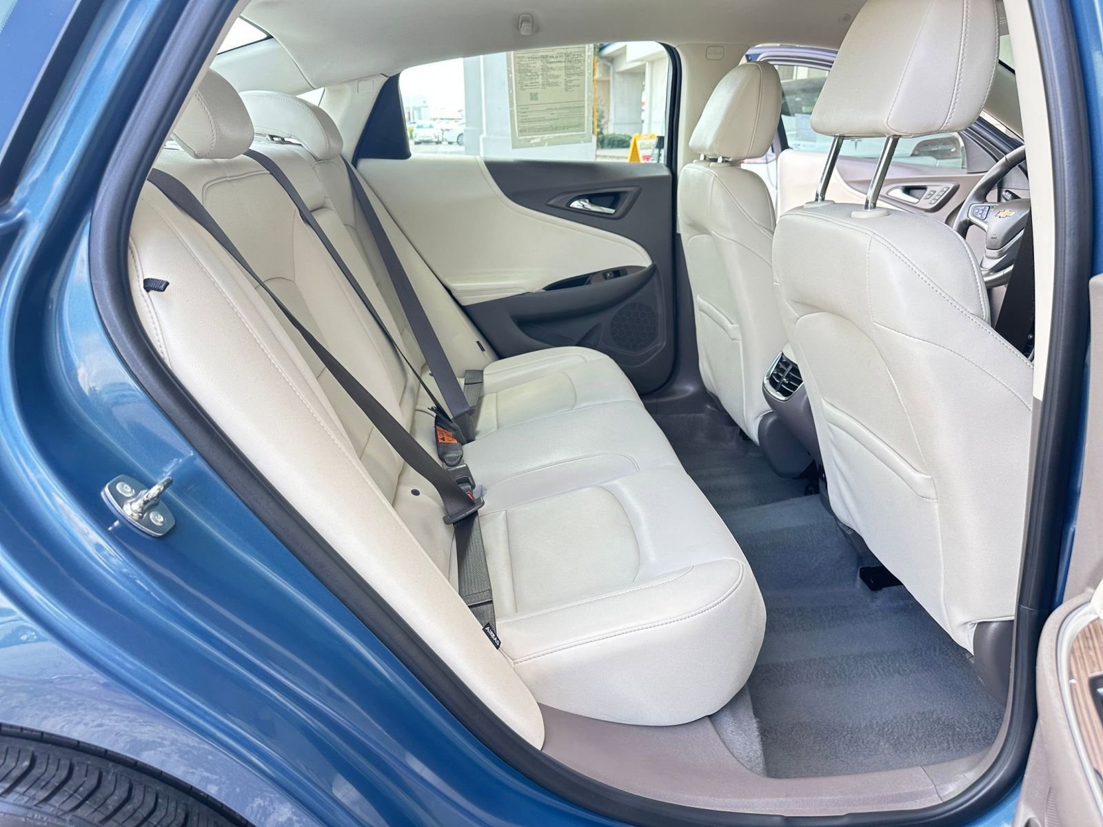 Used 2024 Chevrolet Malibu LT image 25