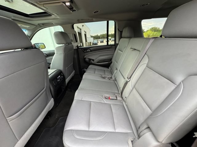 Used 2017 Chevrolet Suburban LT w/ Luxury Package RWD image 29