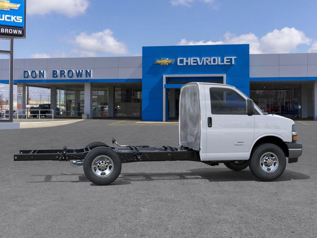 New 2025 Chevrolet Express 3500 w/ Power Convenience Package RWD image 52