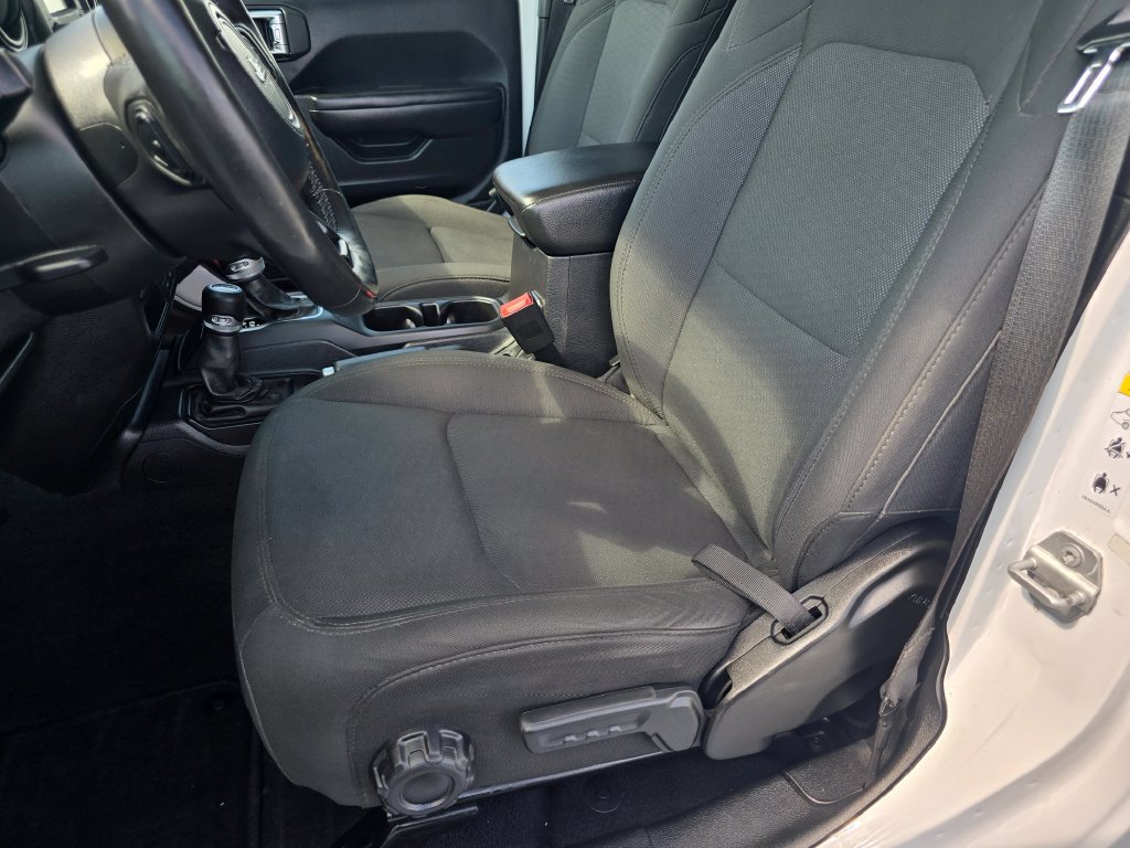 Used 2019 Jeep Wrangler Unlimited Sport AWD/4WD image 18