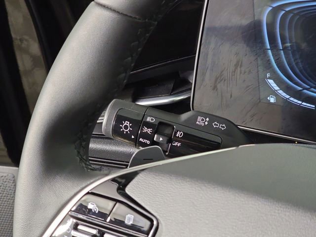 Certified 2025 Kia Niro EX Touring FWD image 31