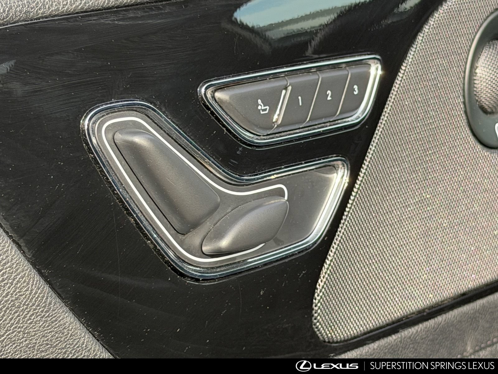 Used 2023 Lincoln Aviator Reserve RWD image 16