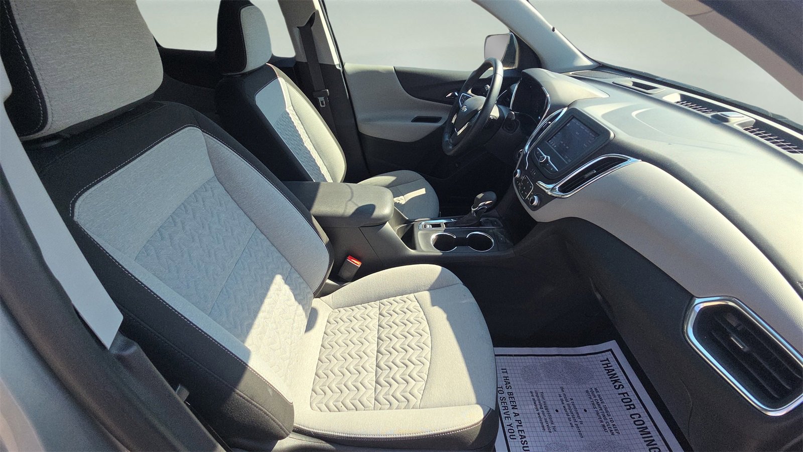 Used 2023 Chevrolet Equinox LT w/ Driver Convenience Package image 25