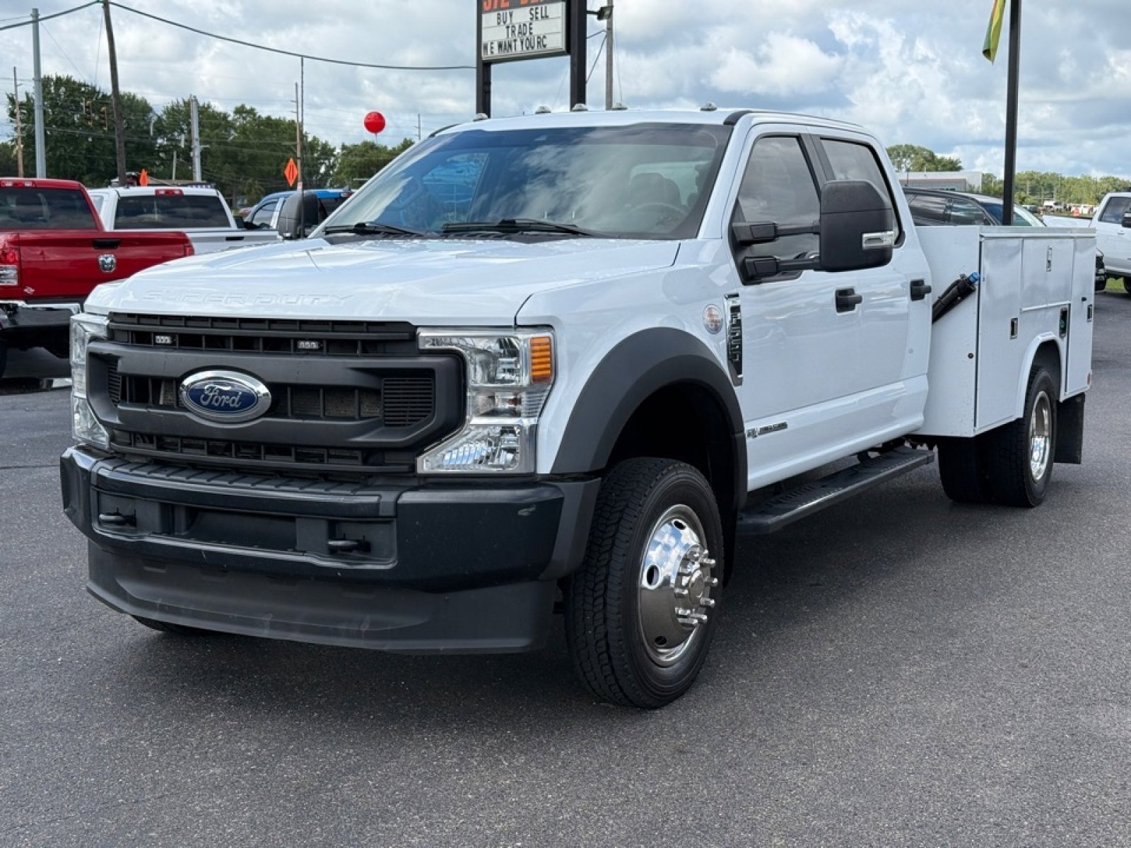 Used 2022 Ford F550 4x4 Crew Cab Super Duty w/ Power Equipment Group image 4
