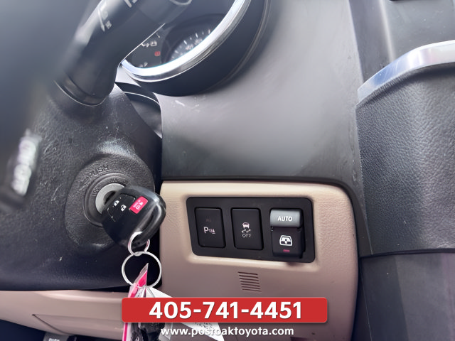 Used 2018 Toyota Sequoia SR5 w/ Premium Package AWD/4WD image 15