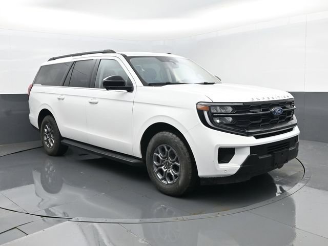Used 2025 Ford Expedition Max Active image 3