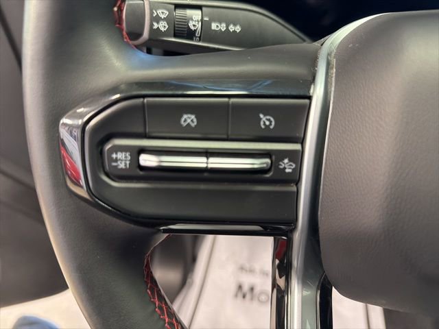 Used 2023 Chevrolet Colorado Z71 w/ Z71 Convenience Package 2 image 18