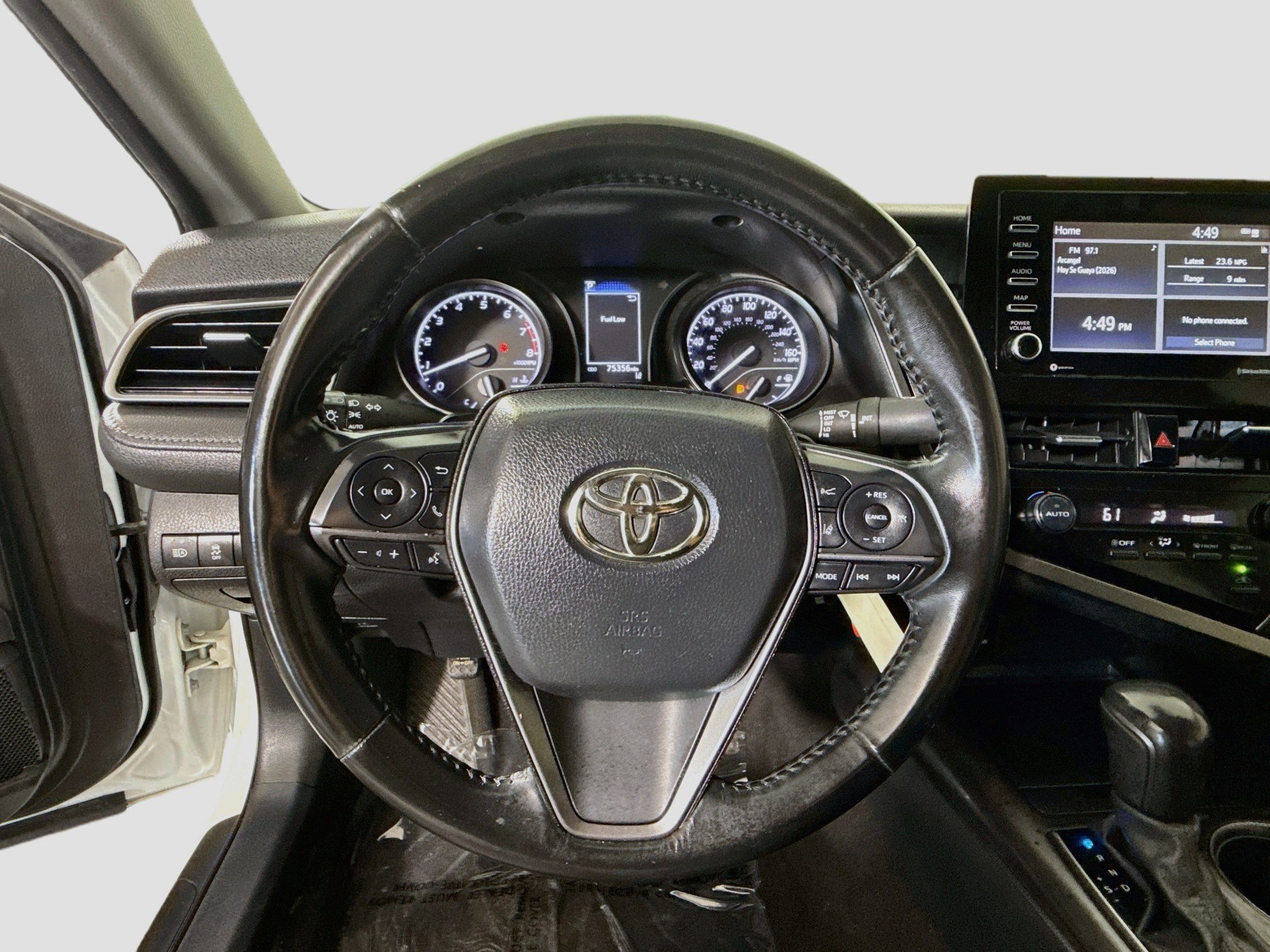Used 2021 Toyota Camry SE FWD image 13