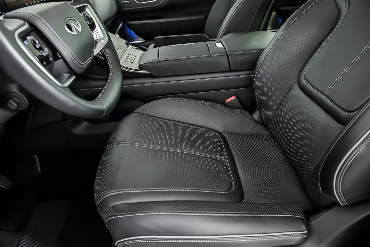 Used 2025 INFINITI QX80 Sensory AWD/4WD image 17