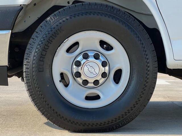 Used 2017 Chevrolet Express 2500 LT w/ LT Preferred Equipment Group image 86